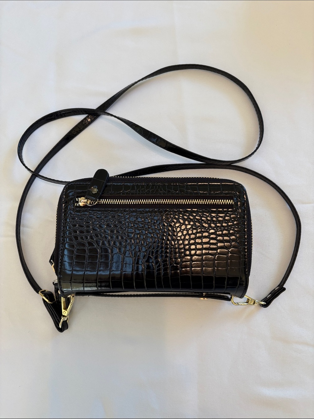 Black Croc-Embossed Crossbody Wallet - Women Bags